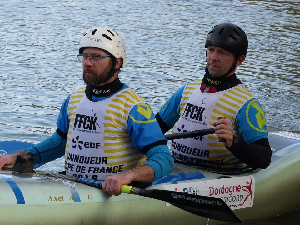 Jérôme Muller et Frédéric Mary concentrés sur la ligne de départ.