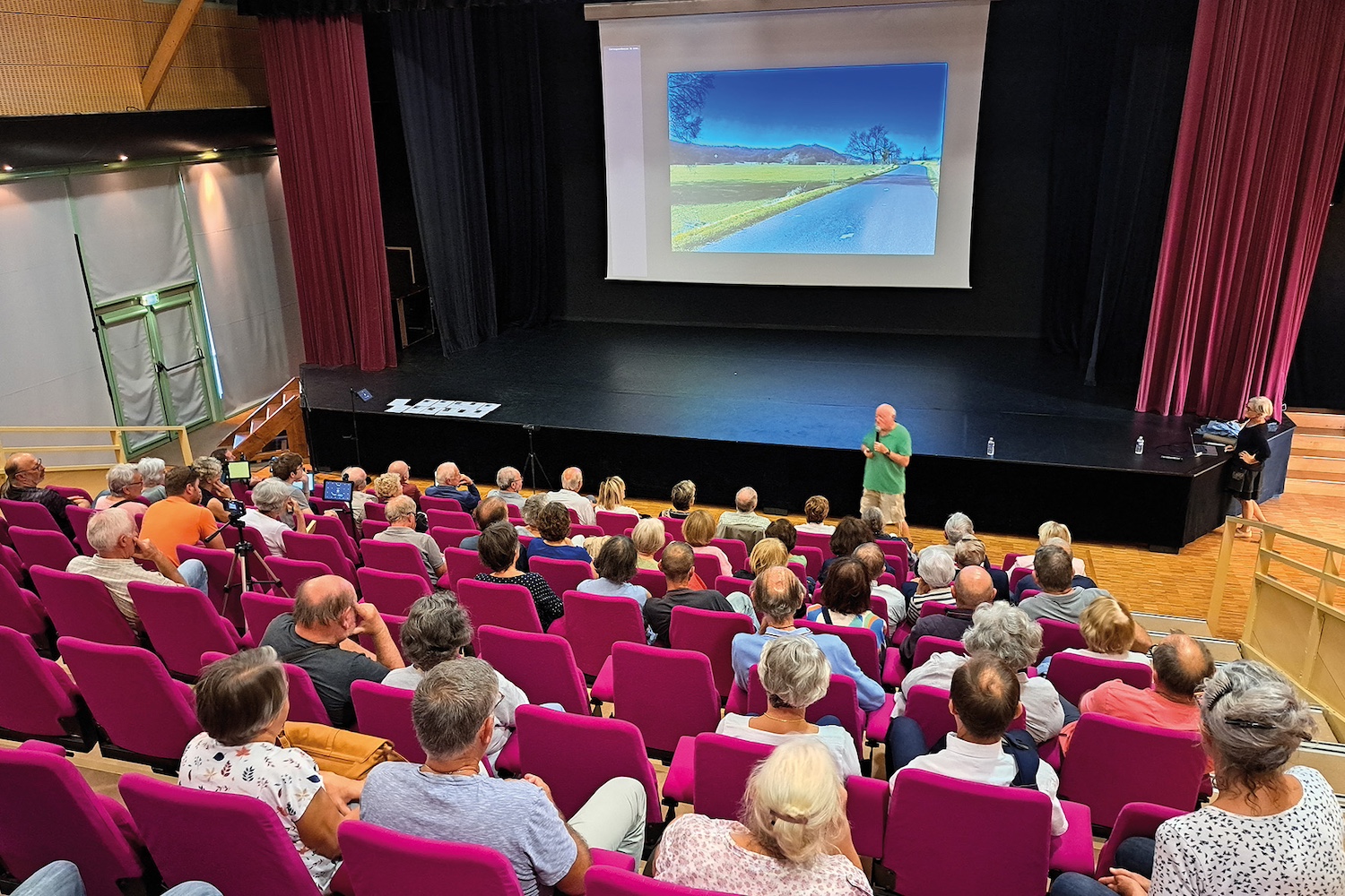 La salle de spectacle du centre multimédia